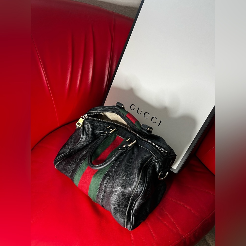 Gucci Boston Black Leather Women’s Handbag / Satchel